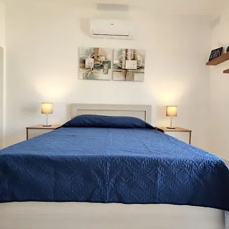 Apartment Lorenza Letting Two *