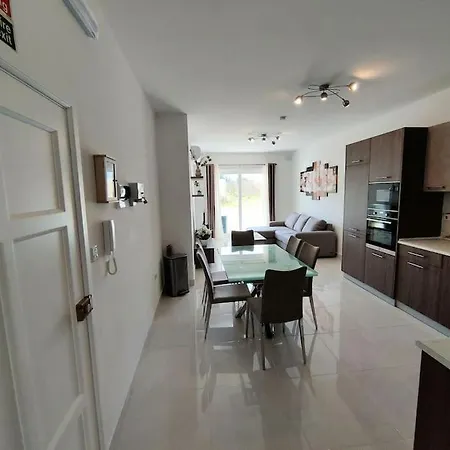 Lorenza Letting Two Apartment Marsaxlokk
