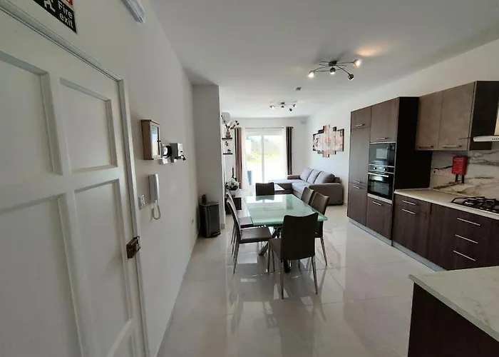 Lorenza Letting Two Apartament Marsaxlokk